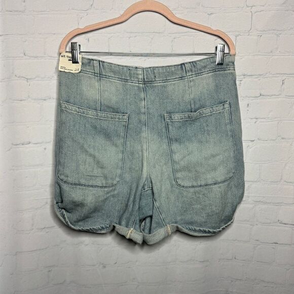 NEW We the Free People blue distressed relaxed cuffed denim shorts size 28 - Picture 10 of 10